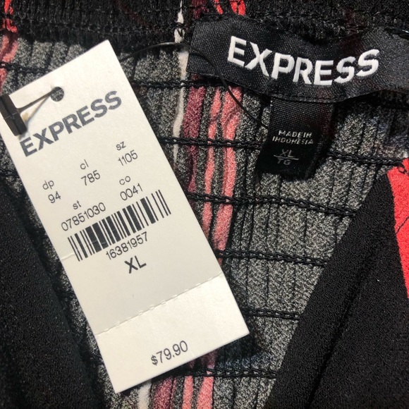 Express Jumpsuit NWT - Picture 8 of 8